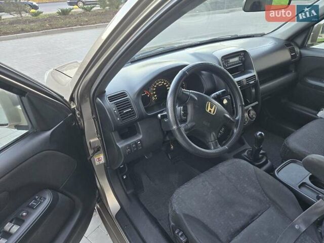 Бежевый Хонда СРВ, объемом двигателя 2.2 л и пробегом 430 тыс. км за 7600 $, фото 12 на Automoto.ua