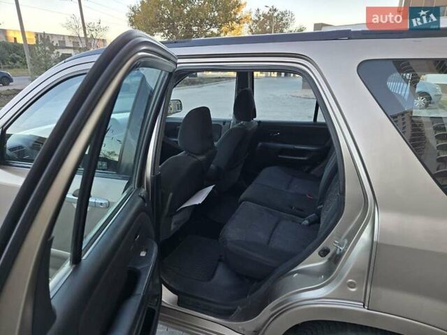 Бежевый Хонда СРВ, объемом двигателя 2.2 л и пробегом 430 тыс. км за 7600 $, фото 20 на Automoto.ua