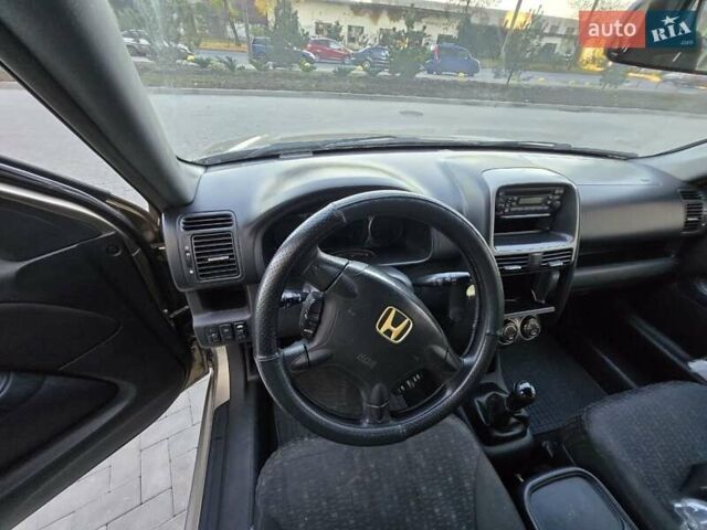 Бежевый Хонда СРВ, объемом двигателя 2.2 л и пробегом 430 тыс. км за 7600 $, фото 10 на Automoto.ua