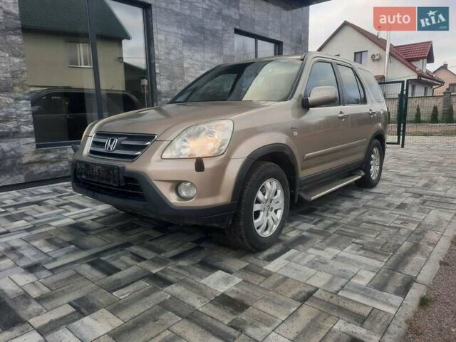 Бежевый Хонда СРВ, объемом двигателя 2 л и пробегом 351 тыс. км за 4100 $, фото 1 на Automoto.ua
