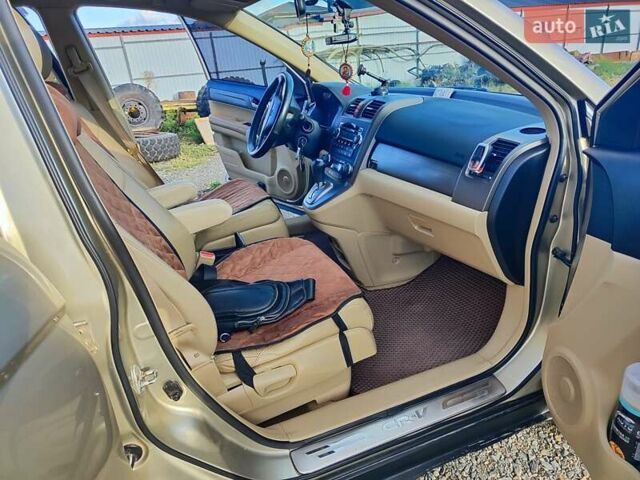 Бежевый Хонда СРВ, объемом двигателя 2.35 л и пробегом 363 тыс. км за 9900 $, фото 10 на Automoto.ua