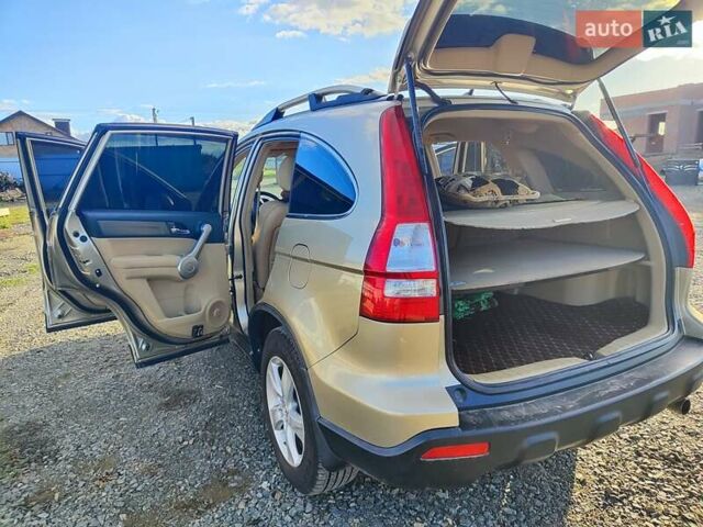 Бежевый Хонда СРВ, объемом двигателя 2.35 л и пробегом 363 тыс. км за 9900 $, фото 7 на Automoto.ua