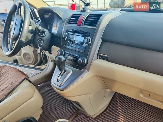 Бежевый Хонда СРВ, объемом двигателя 2.35 л и пробегом 363 тыс. км за 9900 $, фото 9 на Automoto.ua