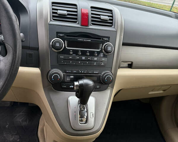 Бежевий Хонда СРВ, об'ємом двигуна 2.4 л та пробігом 292 тис. км за 8450 $, фото 11 на Automoto.ua