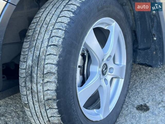 Бежевий Хонда СРВ, об'ємом двигуна 2 л та пробігом 289 тис. км за 8400 $, фото 16 на Automoto.ua