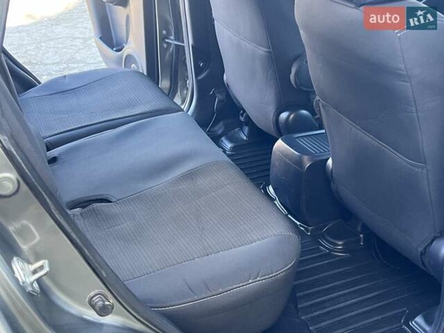 Бежевий Хонда СРВ, об'ємом двигуна 2 л та пробігом 289 тис. км за 8400 $, фото 12 на Automoto.ua