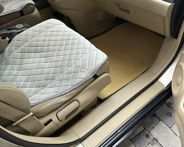 Бежевий Хонда СРВ, об'ємом двигуна 2.35 л та пробігом 248 тис. км за 9000 $, фото 32 на Automoto.ua