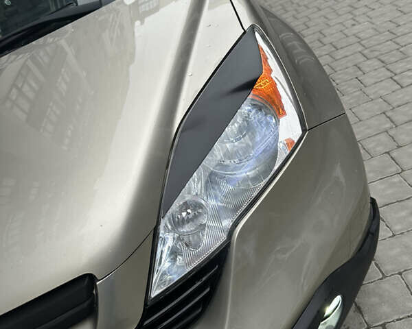 Бежевий Хонда СРВ, об'ємом двигуна 2.35 л та пробігом 248 тис. км за 9000 $, фото 36 на Automoto.ua