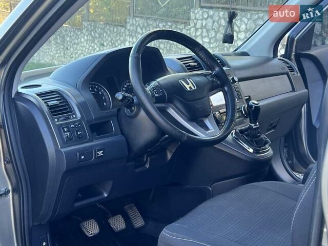 Бежевий Хонда СРВ, об'ємом двигуна 2 л та пробігом 289 тис. км за 8400 $, фото 8 на Automoto.ua