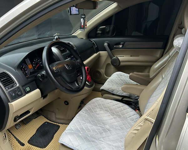 Бежевий Хонда СРВ, об'ємом двигуна 2.35 л та пробігом 248 тис. км за 9000 $, фото 20 на Automoto.ua