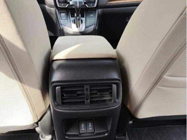 Хонда СРВ 2019 в Киеве на Automoto.ua Бежевый Хонда СРВ, объемом двигателя 1.5 л и пробегом 83 тыс. км за 14600 $, фото 8 на Automoto.ua