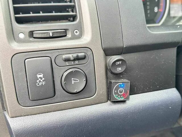 Черный Хонда СРВ, объемом двигателя 2.4 л и пробегом 158 тыс. км за 11200 $, фото 9 на Automoto.ua