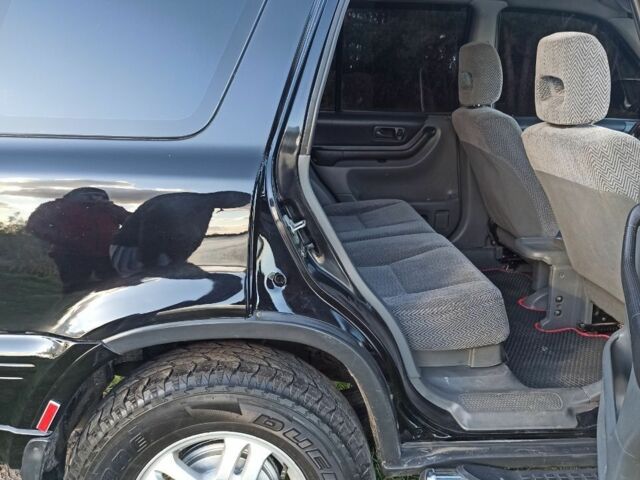 Черный Хонда СРВ, объемом двигателя 2 л и пробегом 278 тыс. км за 6000 $, фото 16 на Automoto.ua