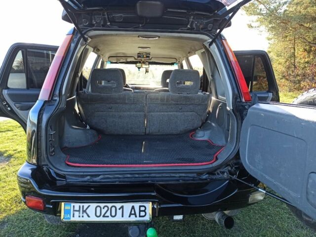 Черный Хонда СРВ, объемом двигателя 2 л и пробегом 278 тыс. км за 6000 $, фото 2 на Automoto.ua