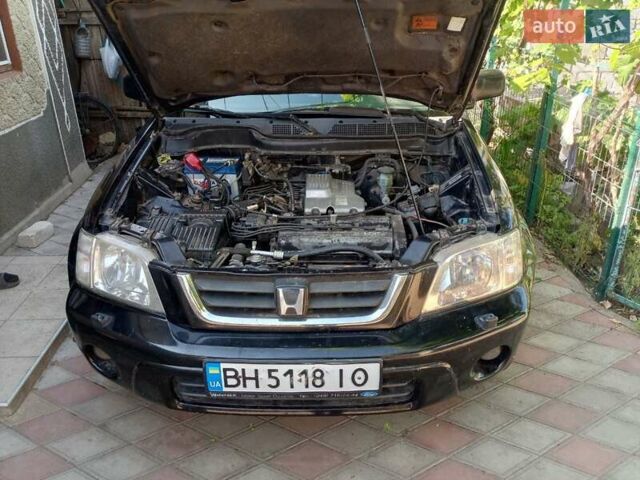 Черный Хонда СРВ, объемом двигателя 2 л и пробегом 299 тыс. км за 4999 $, фото 1 на Automoto.ua