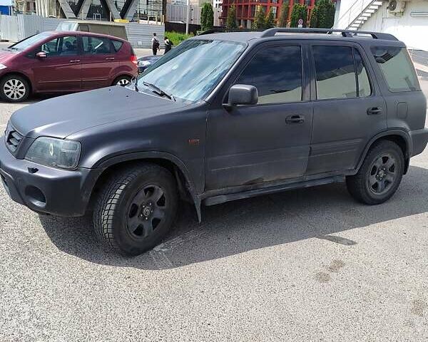 Черный Хонда СРВ, объемом двигателя 2 л и пробегом 402 тыс. км за 5200 $, фото 2 на Automoto.ua