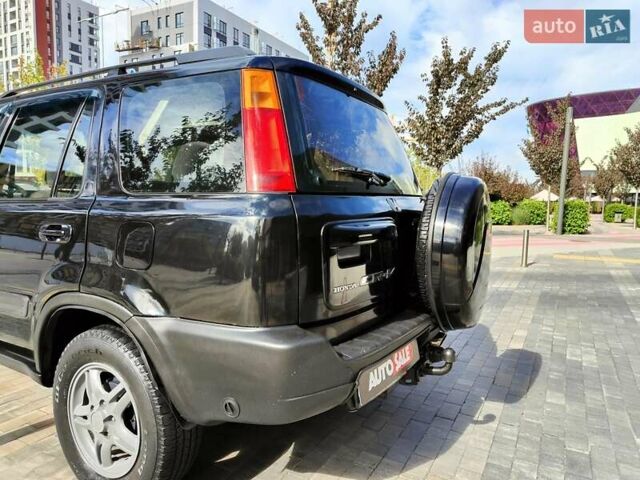Черный Хонда СРВ, объемом двигателя 2 л и пробегом 277 тыс. км за 3990 $, фото 12 на Automoto.ua