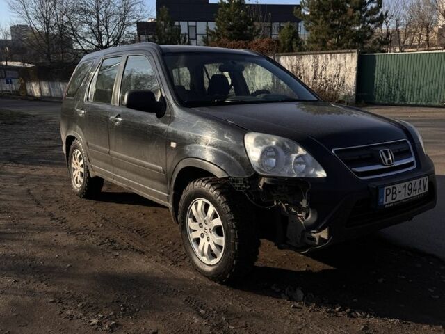 Черный Хонда СРВ, объемом двигателя 2.2 л и пробегом 251 тыс. км за 3000 $, фото 2 на Automoto.ua