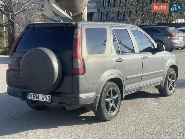 Черный Хонда СРВ, объемом двигателя 2.2 л и пробегом 360 тыс. км за 5700 $, фото 6 на Automoto.ua