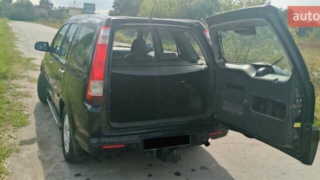 Черный Хонда СРВ, объемом двигателя 2.2 л и пробегом 302 тыс. км за 4600 $, фото 2 на Automoto.ua