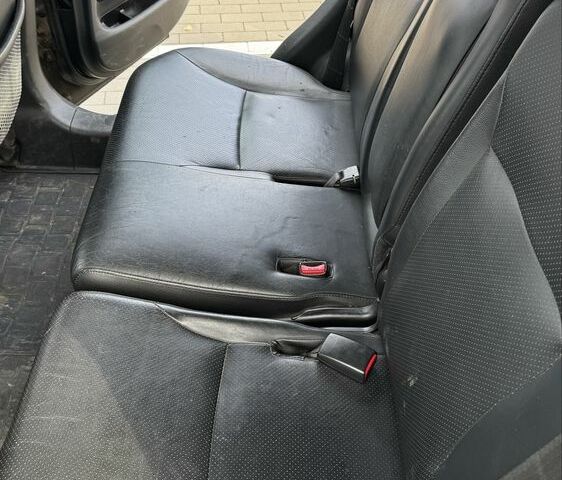 Черный Хонда СРВ, объемом двигателя 2 л и пробегом 290 тыс. км за 4700 $, фото 9 на Automoto.ua