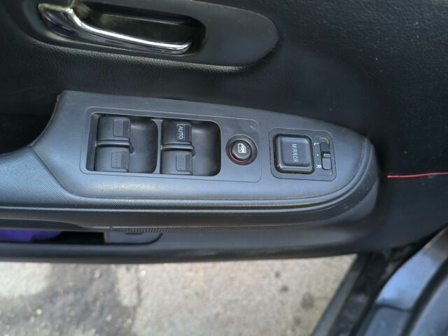 Чорний Хонда СРВ, об'ємом двигуна 2 л та пробігом 281 тис. км за 4500 $, фото 10 на Automoto.ua