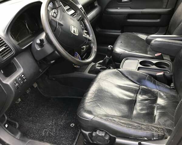 Черный Хонда СРВ, объемом двигателя 2.2 л и пробегом 280 тыс. км за 3700 $, фото 15 на Automoto.ua