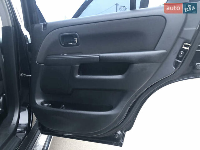 Чорний Хонда СРВ, об'ємом двигуна 2 л та пробігом 97 тис. км за 11200 $, фото 48 на Automoto.ua