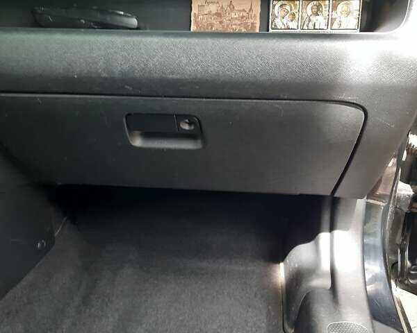 Черный Хонда СРВ, объемом двигателя 2 л и пробегом 316 тыс. км за 8200 $, фото 19 на Automoto.ua