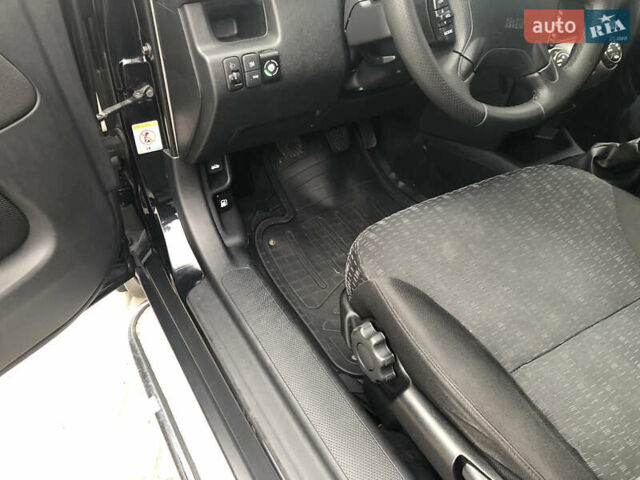 Чорний Хонда СРВ, об'ємом двигуна 2 л та пробігом 97 тис. км за 11200 $, фото 71 на Automoto.ua