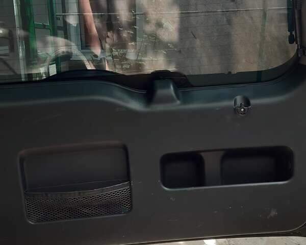 Черный Хонда СРВ, объемом двигателя 2 л и пробегом 316 тыс. км за 8200 $, фото 12 на Automoto.ua