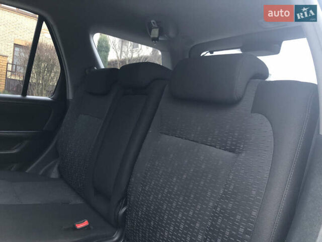 Чорний Хонда СРВ, об'ємом двигуна 2 л та пробігом 97 тис. км за 11200 $, фото 56 на Automoto.ua