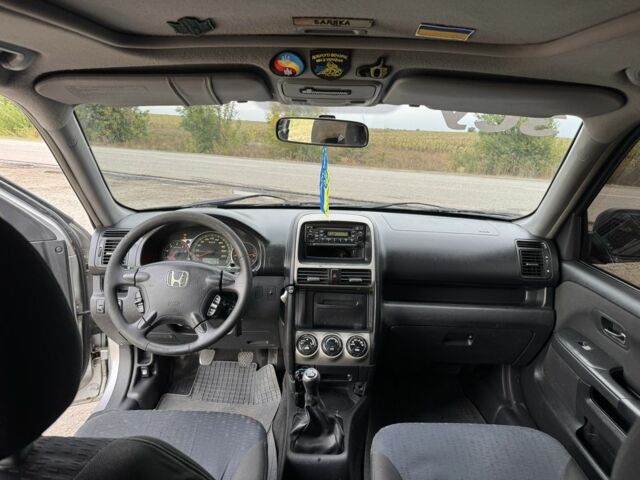Черный Хонда СРВ, объемом двигателя 2.2 л и пробегом 300 тыс. км за 4500 $, фото 4 на Automoto.ua