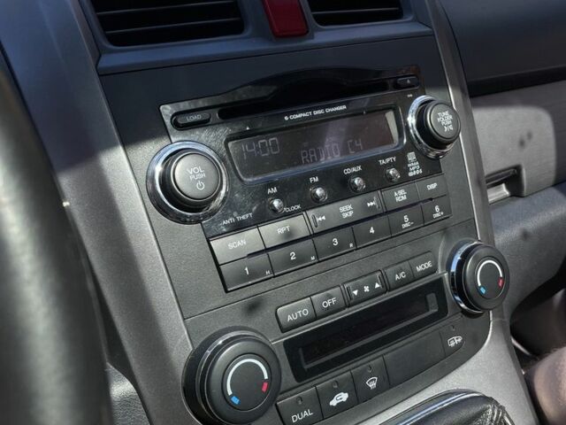 Чорний Хонда СРВ, об'ємом двигуна 2 л та пробігом 298 тис. км за 10500 $, фото 1 на Automoto.ua