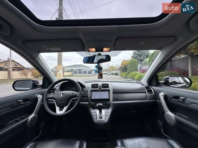Черный Хонда СРВ, объемом двигателя 2.4 л и пробегом 183 тыс. км за 11500 $, фото 7 на Automoto.ua