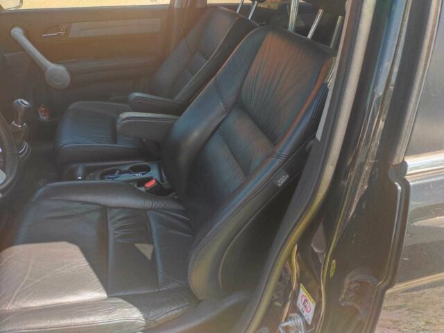 Черный Хонда СРВ, объемом двигателя 2.2 л и пробегом 280 тыс. км за 4500 $, фото 11 на Automoto.ua