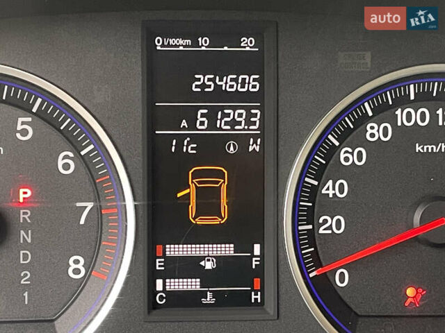 Черный Хонда СРВ, объемом двигателя 2.4 л и пробегом 254 тыс. км за 10500 $, фото 16 на Automoto.ua