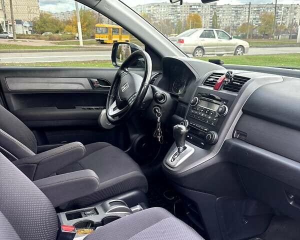 Хонда СРВ 2007 в Харькове на Automoto.ua Черный Хонда СРВ, объемом двигателя 2 л и пробегом 234 тыс. км за 9700 $, фото 32 на Automoto.ua