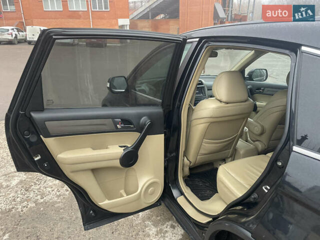 Черный Хонда СРВ, объемом двигателя 2.2 л и пробегом 288 тыс. км за 9700 $, фото 28 на Automoto.ua