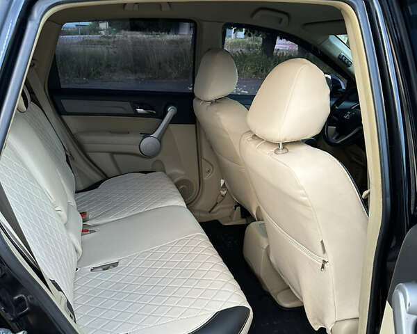 Черный Хонда СРВ, объемом двигателя 2.2 л и пробегом 260 тыс. км за 9500 $, фото 16 на Automoto.ua