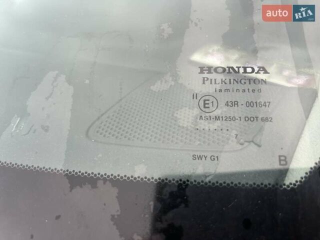 Черный Хонда СРВ, объемом двигателя 2 л и пробегом 180 тыс. км за 10700 $, фото 11 на Automoto.ua