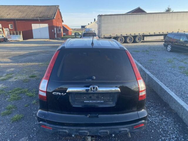 Черный Хонда СРВ, объемом двигателя 2.2 л и пробегом 277 тыс. км за 5000 $, фото 6 на Automoto.ua