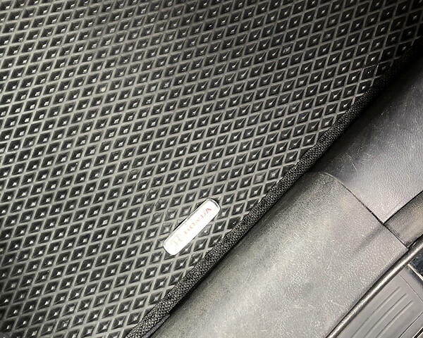 Черный Хонда СРВ, объемом двигателя 2.2 л и пробегом 297 тыс. км за 8999 $, фото 34 на Automoto.ua