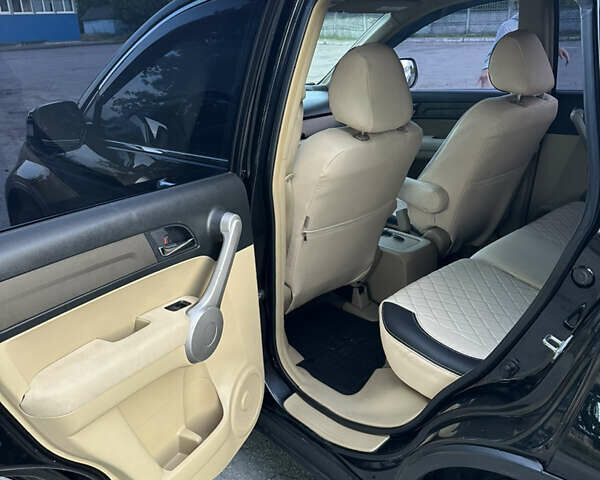 Черный Хонда СРВ, объемом двигателя 2.2 л и пробегом 260 тыс. км за 9500 $, фото 14 на Automoto.ua