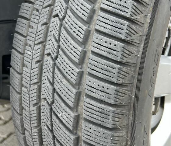 Черный Хонда СРВ, объемом двигателя 2.4 л и пробегом 180 тыс. км за 9600 $, фото 7 на Automoto.ua