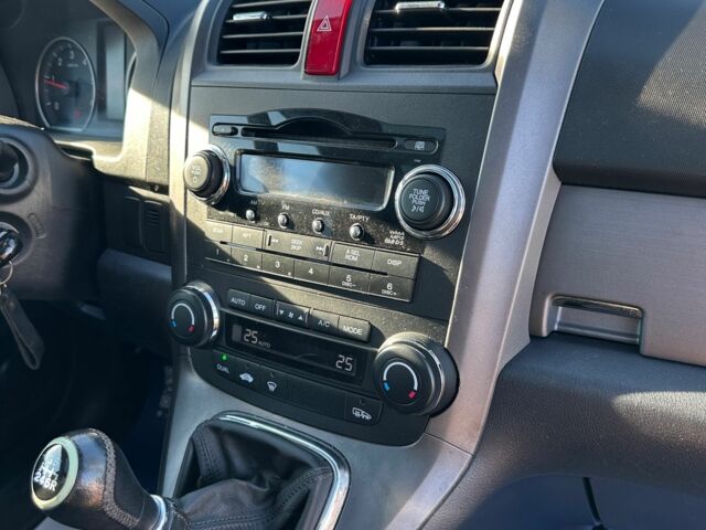 Чорний Хонда СРВ, об'ємом двигуна 2.2 л та пробігом 211 тис. км за 9600 $, фото 10 на Automoto.ua