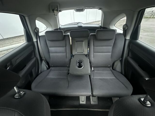 Чорний Хонда СРВ, об'ємом двигуна 2 л та пробігом 163 тис. км за 10700 $, фото 1 на Automoto.ua