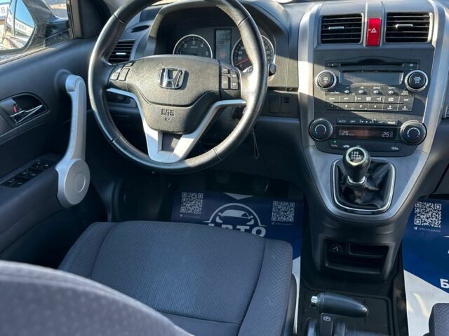 Чорний Хонда СРВ, об'ємом двигуна 2.2 л та пробігом 211 тис. км за 9600 $, фото 6 на Automoto.ua