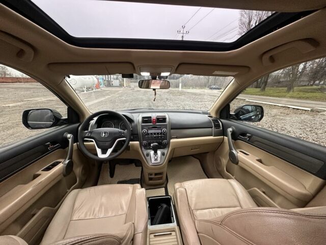 Чорний Хонда СРВ, об'ємом двигуна 2.4 л та пробігом 265 тис. км за 8850 $, фото 6 на Automoto.ua