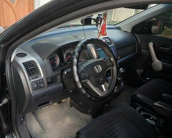 Черный Хонда СРВ, объемом двигателя 2.2 л и пробегом 258 тыс. км за 9990 $, фото 11 на Automoto.ua